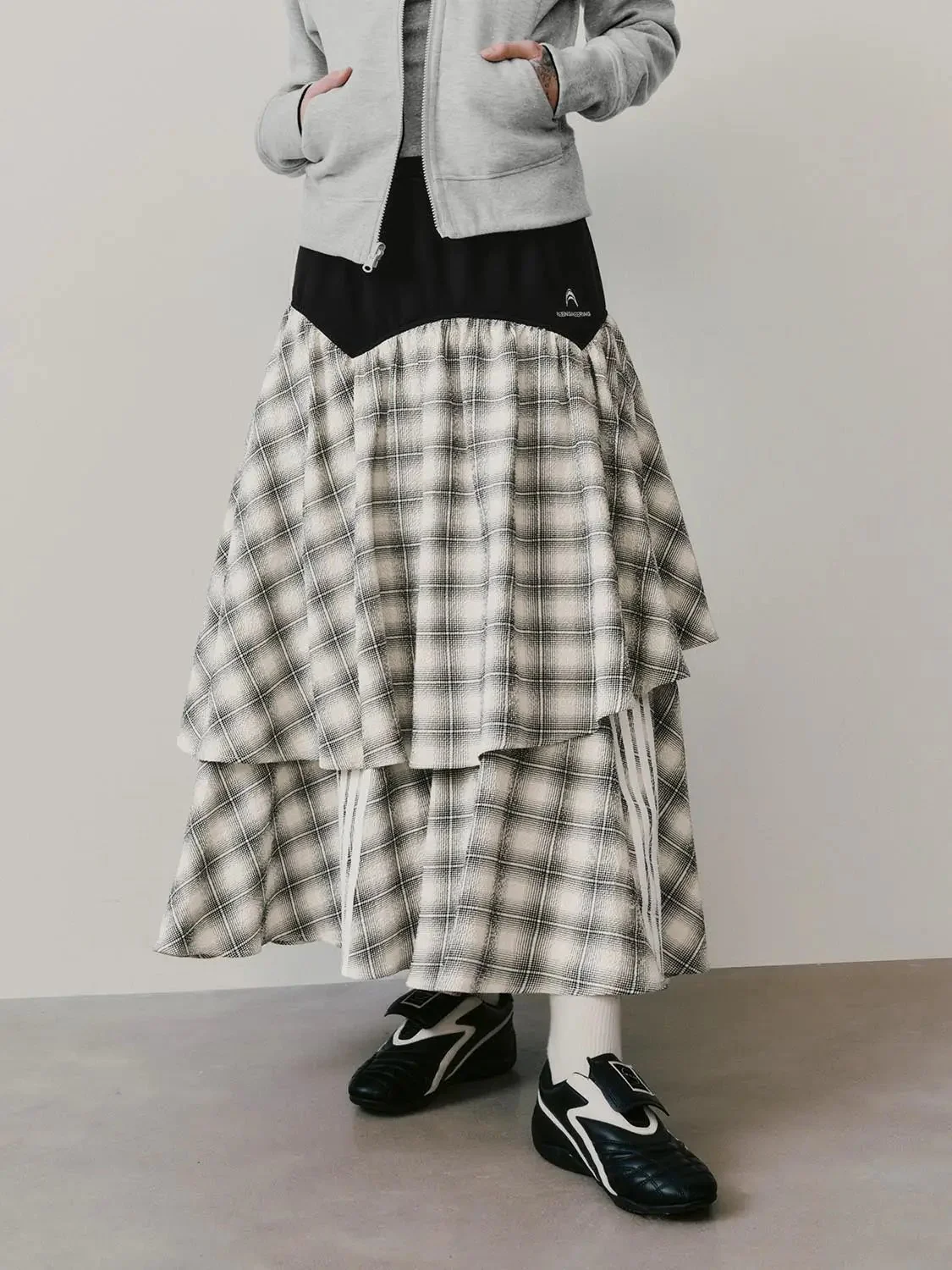 9176-plaid-chic-layered-tiered-ruffle-design-cotton-blend-maxi-skirts-1.webp Plaid Chic Layered Tiered Ruffle Design Cotton Blend Maxi Skirts