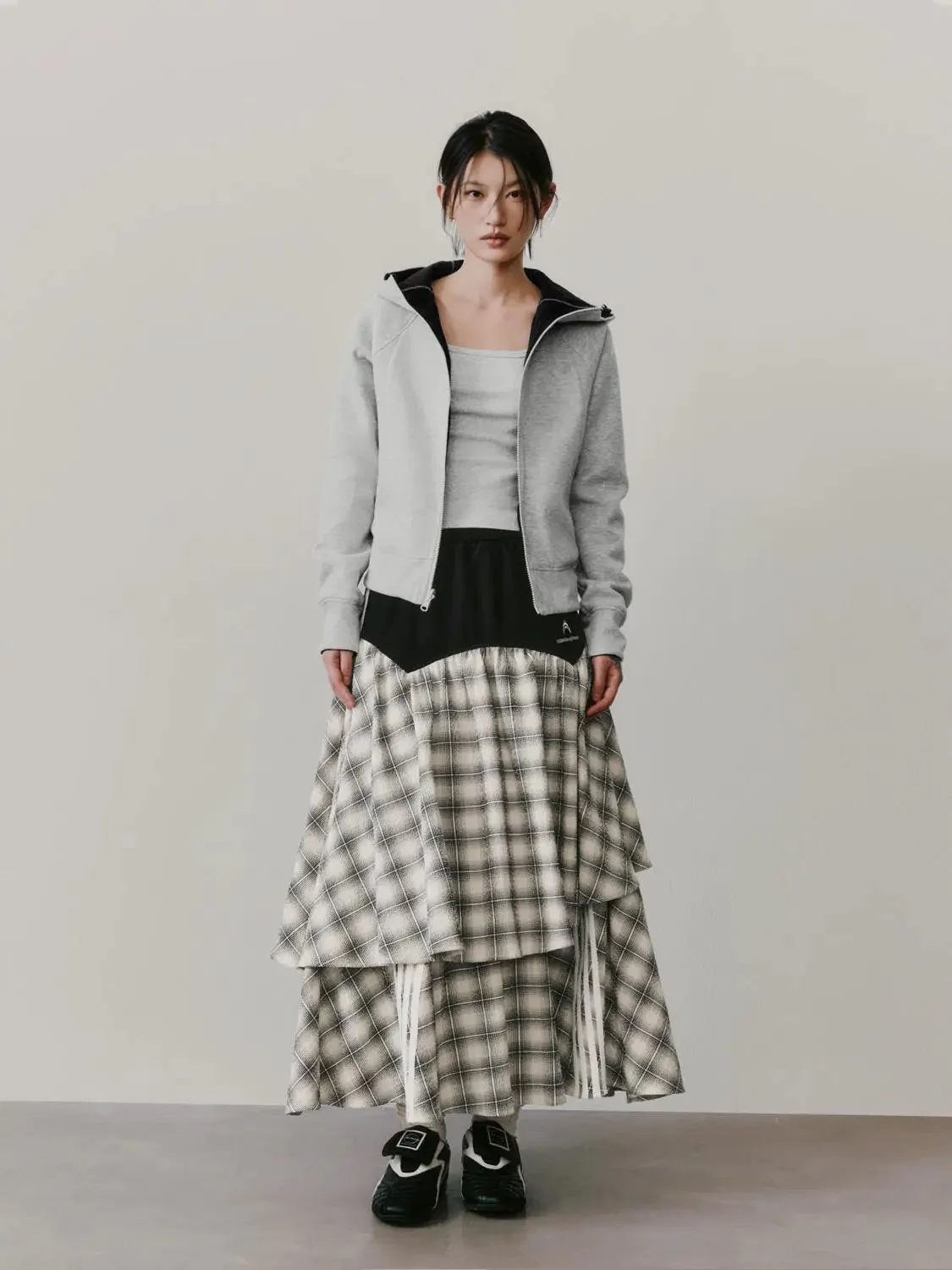 9176-plaid-chic-layered-tiered-ruffle-design-cotton-blend-maxi-skirts-7.webp Plaid Chic Layered Tiered Ruffle Design Cotton Blend Maxi Skirts