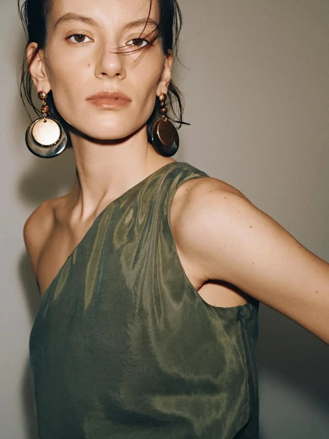 9196-one-shoulder-draped-overhead-shirts-3.webp One Shoulder Draped Overhead Shirts