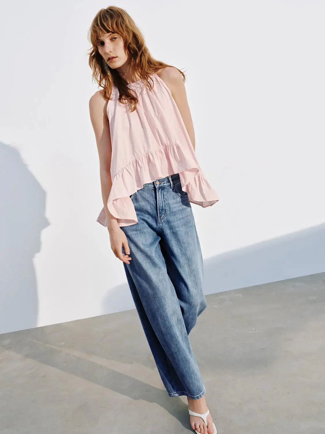 9219-barrel-leg-jeans-with-slight-stretch-for-everyday-comfort-7.webp Barrel Leg Jeans With Slight Stretch For Everyday Comfort