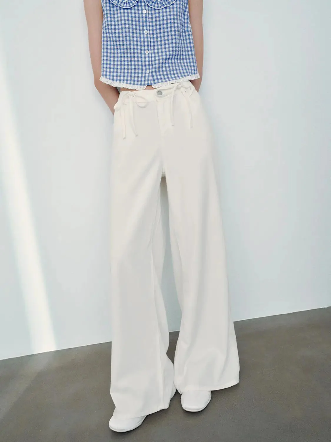Bow Detail Wide Leg Jeans
