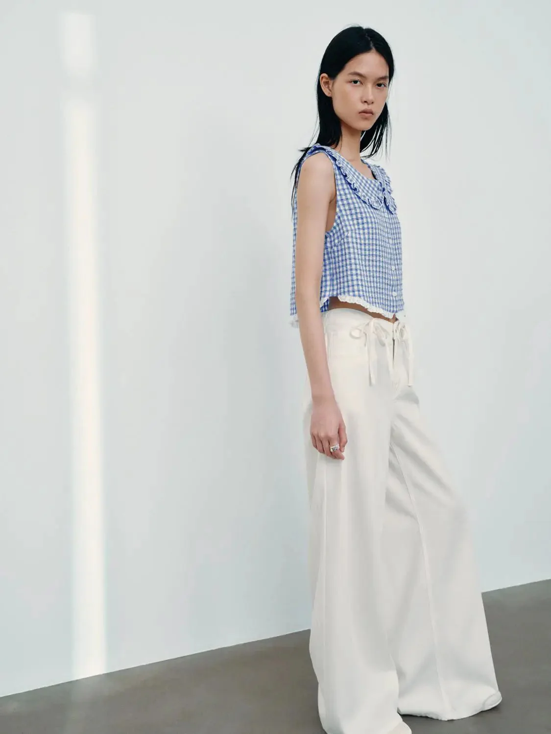 Bow Detail Wide Leg Jeans