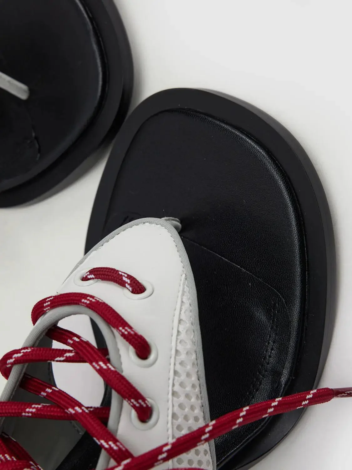 9258-sandals-5.webp Sandals