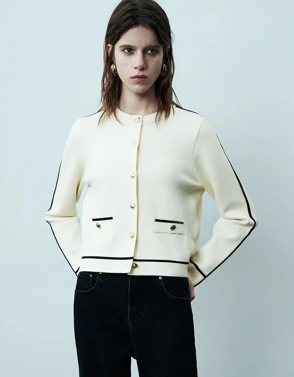Crew Neck Knitted Cardigan With Fake Pockets