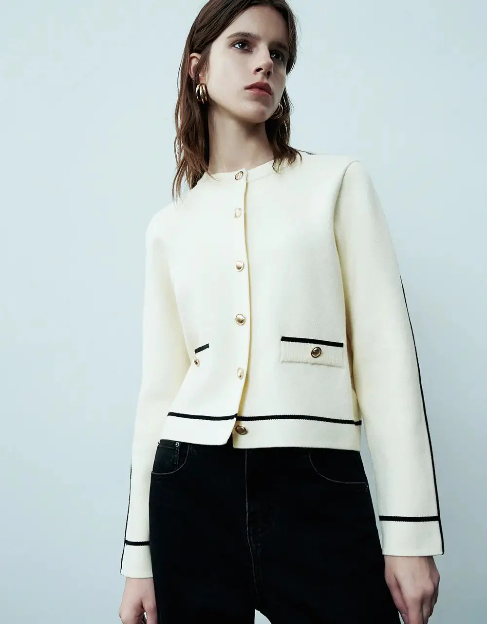 Crew Neck Knitted Cardigan With Fake Pockets