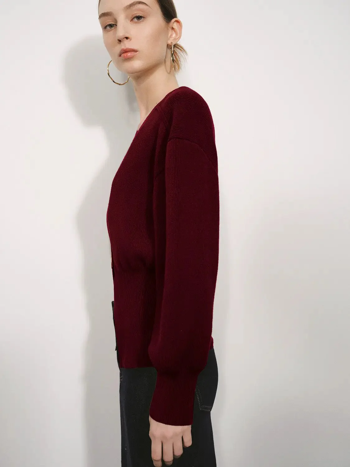 9792-elegant-striped-v-neck-knit-buttoned-cardigan-15.webp Elegant Striped V-Neck Knit Buttoned Cardigan