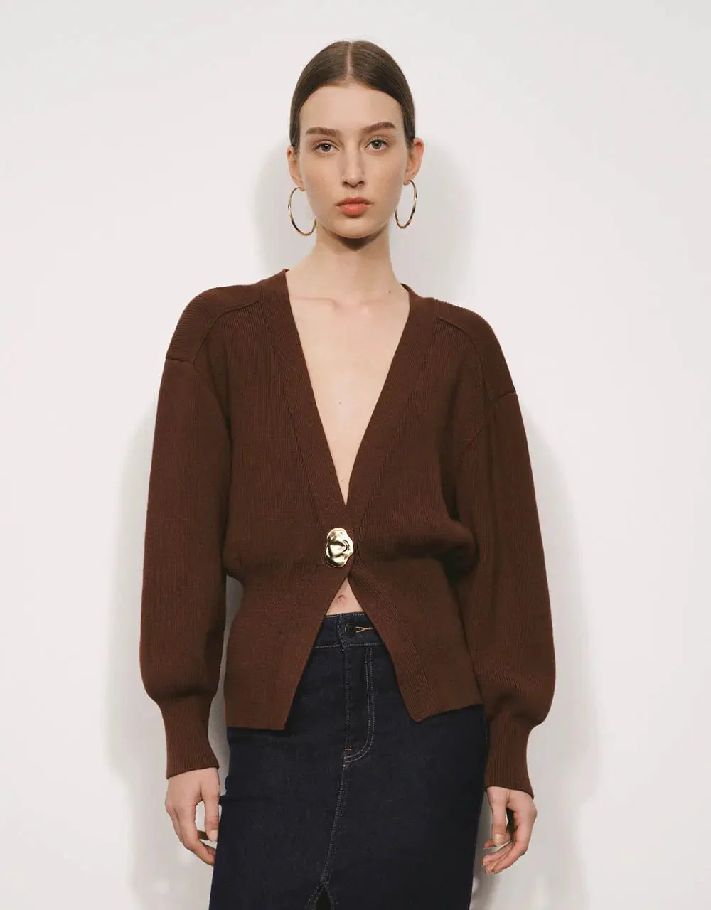 9792-elegant-striped-v-neck-knit-buttoned-cardigan-57.webp Elegant Striped V-Neck Knit Buttoned Cardigan