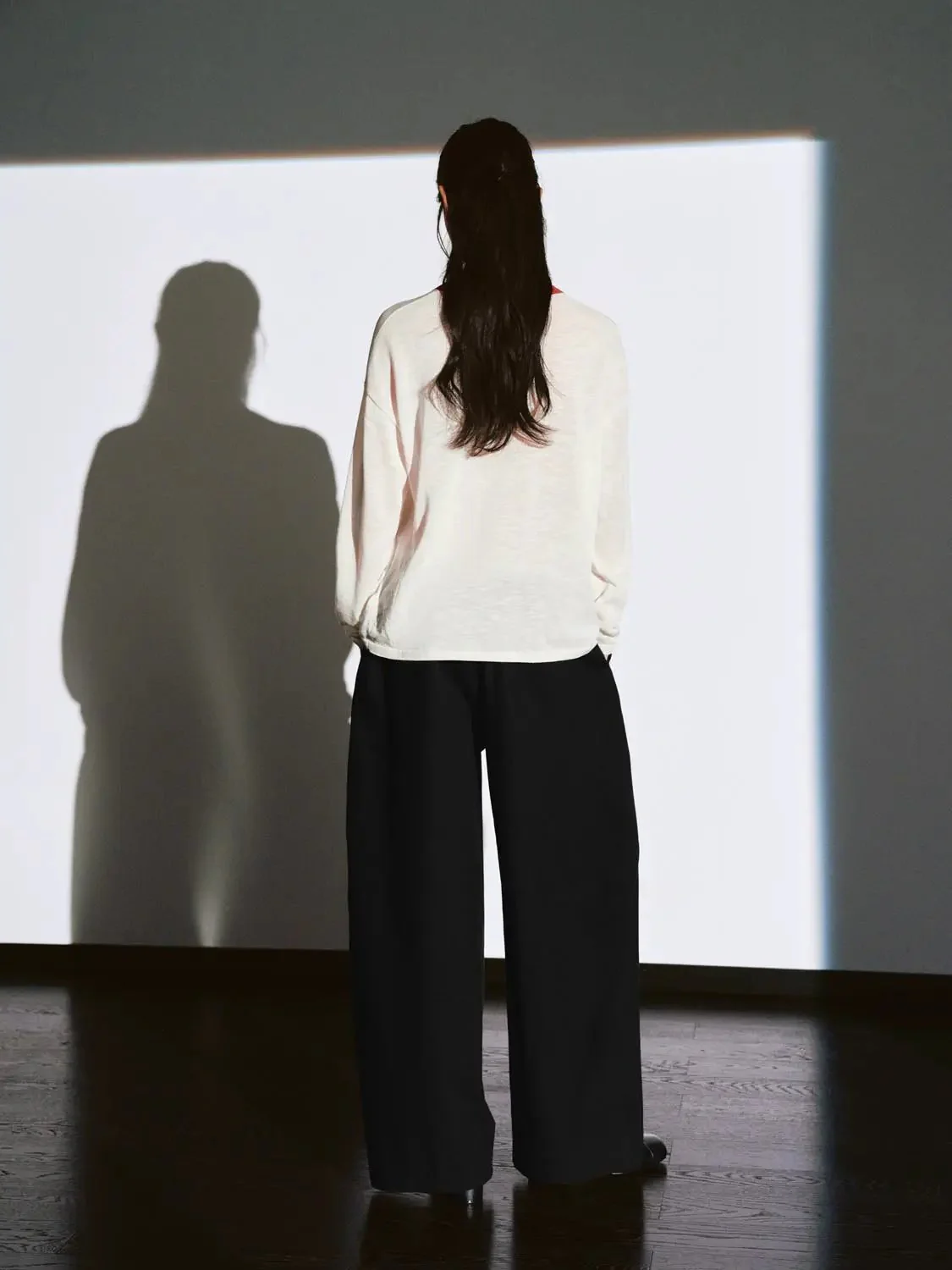 9892-barrel-leg-pants-12.webp Barrel Leg Pants