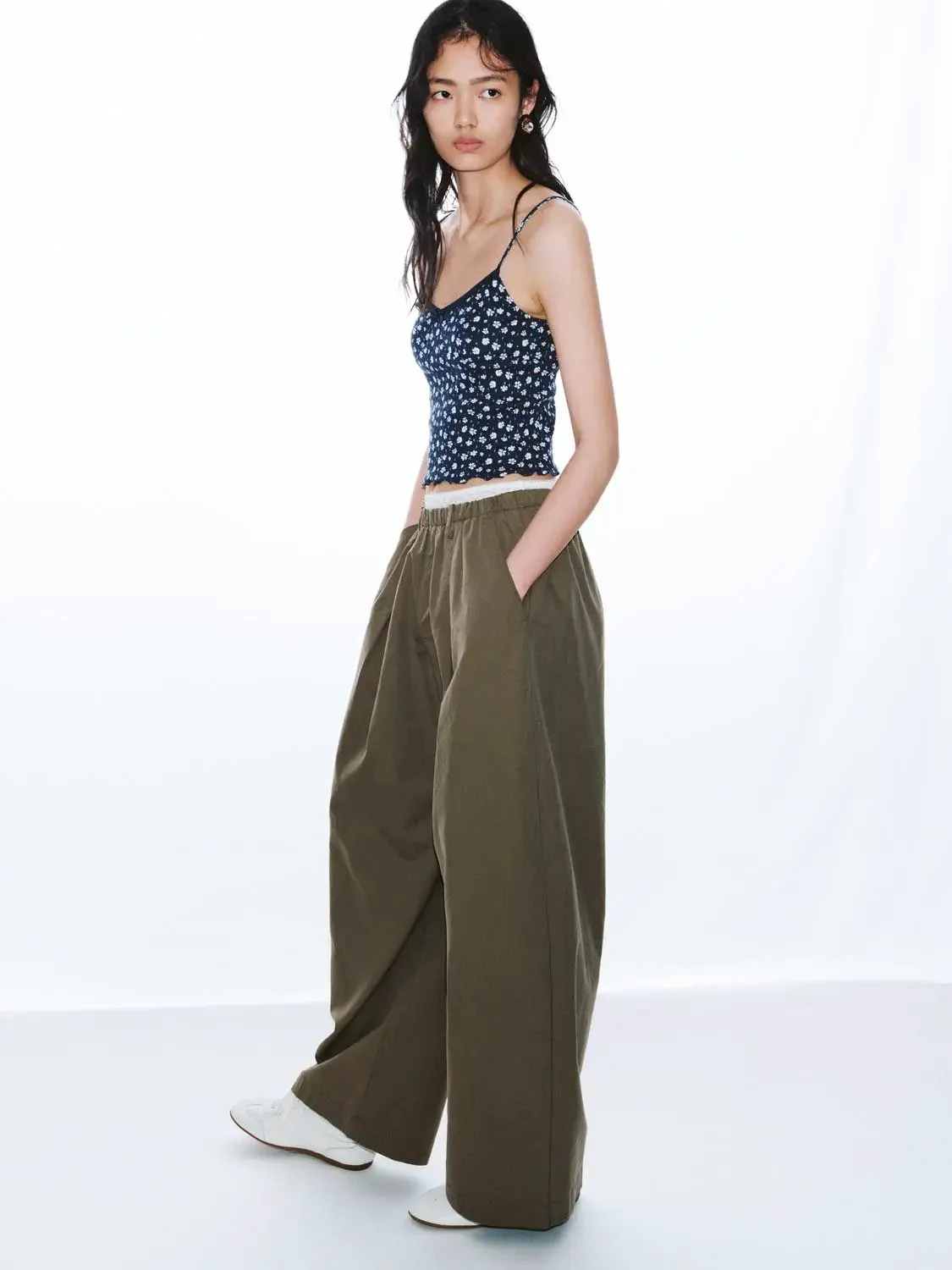 9892-barrel-leg-pants-6.webp Barrel Leg Pants