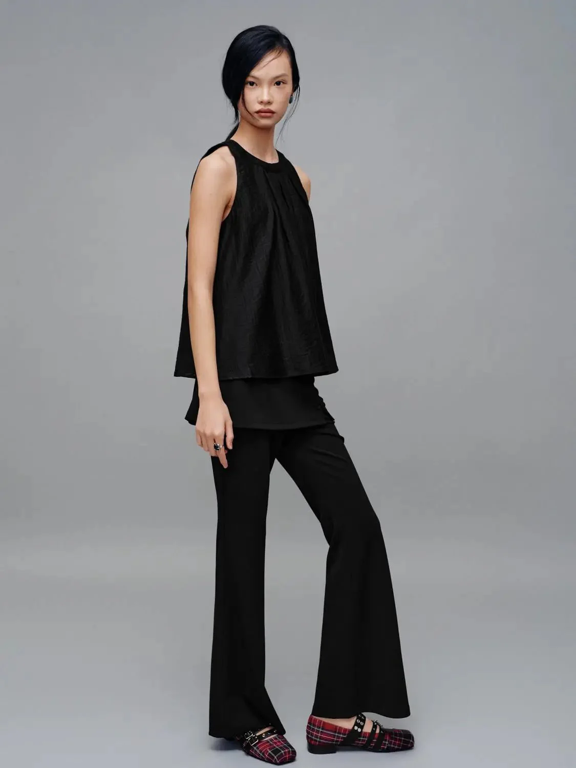 9933-crew-neck-sleeveless-overhead-shirts-12.webp Crew Neck Sleeveless Overhead Shirts