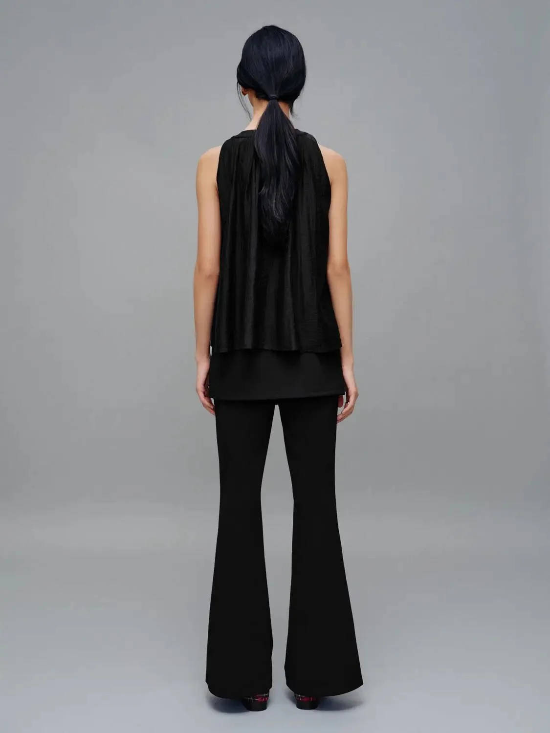 9933-crew-neck-sleeveless-overhead-shirts-13.webp Crew Neck Sleeveless Overhead Shirts