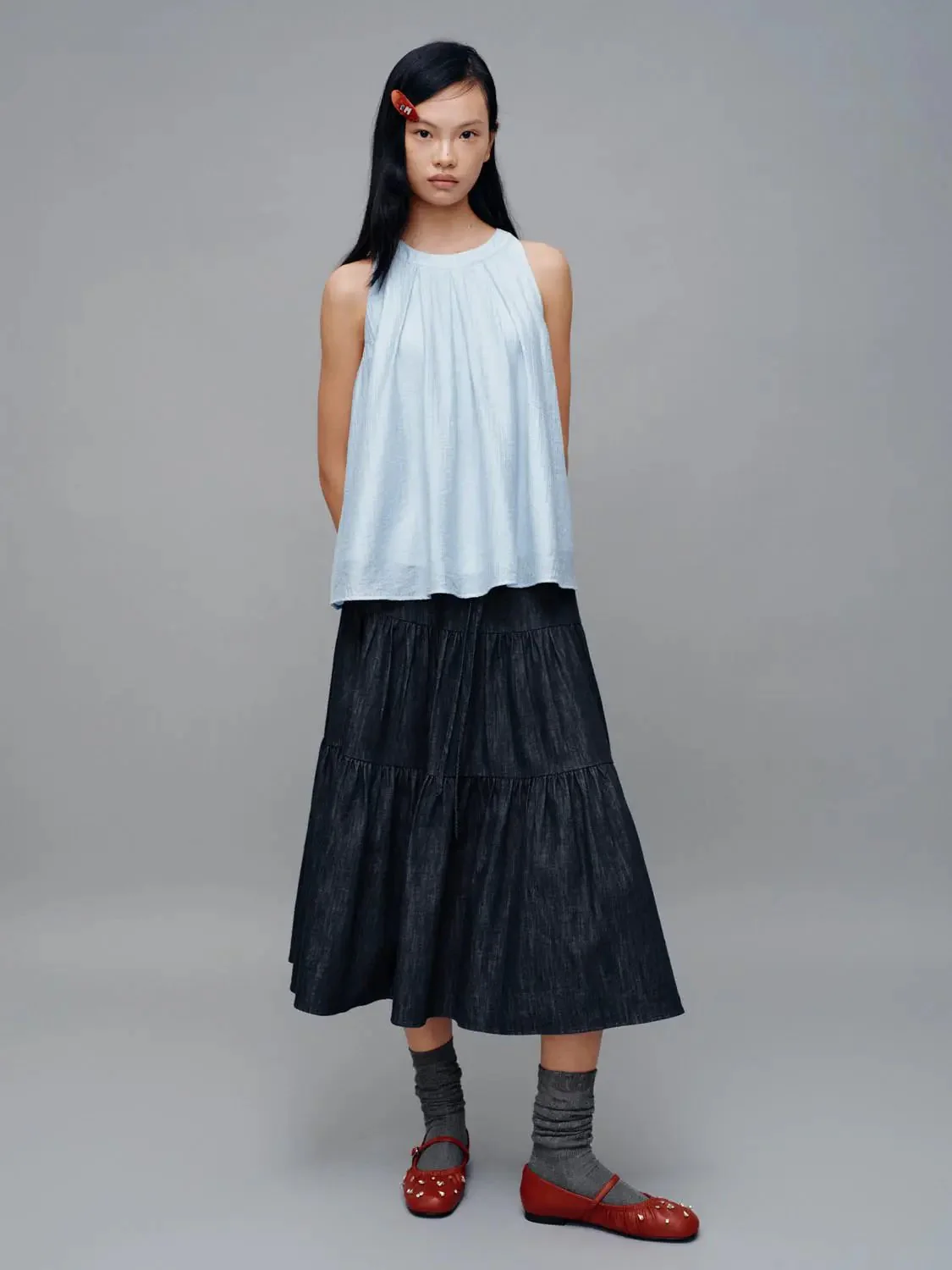 9933-crew-neck-sleeveless-overhead-shirts-4.webp Crew Neck Sleeveless Overhead Shirts