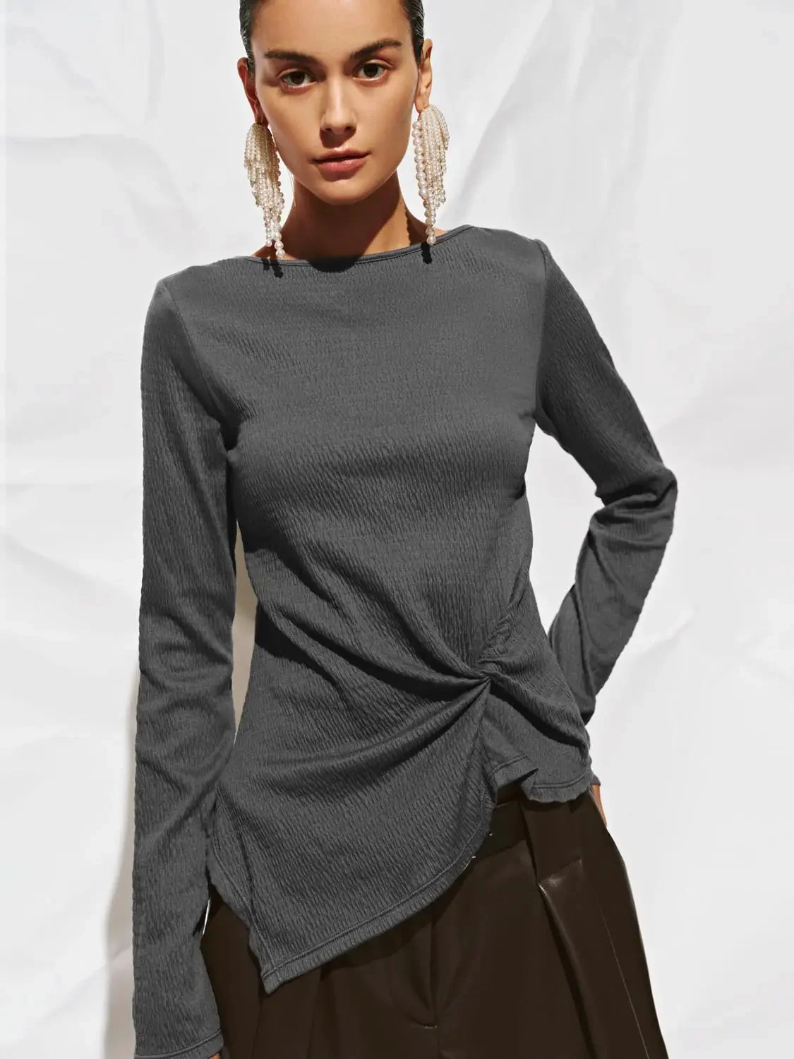 9985-elegant-front-knot-long-sleeve-knit-t-shirt-10.webp Elegant Front Knot Long Sleeve Knit T-Shirt