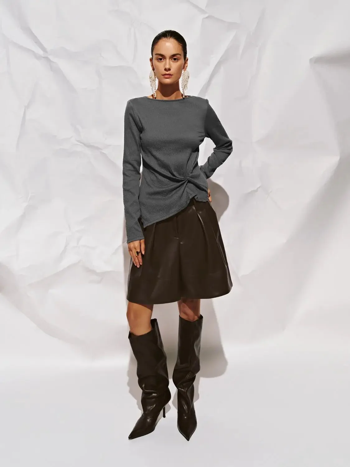 9985-elegant-front-knot-long-sleeve-knit-t-shirt-13.webp Elegant Front Knot Long Sleeve Knit T-Shirt