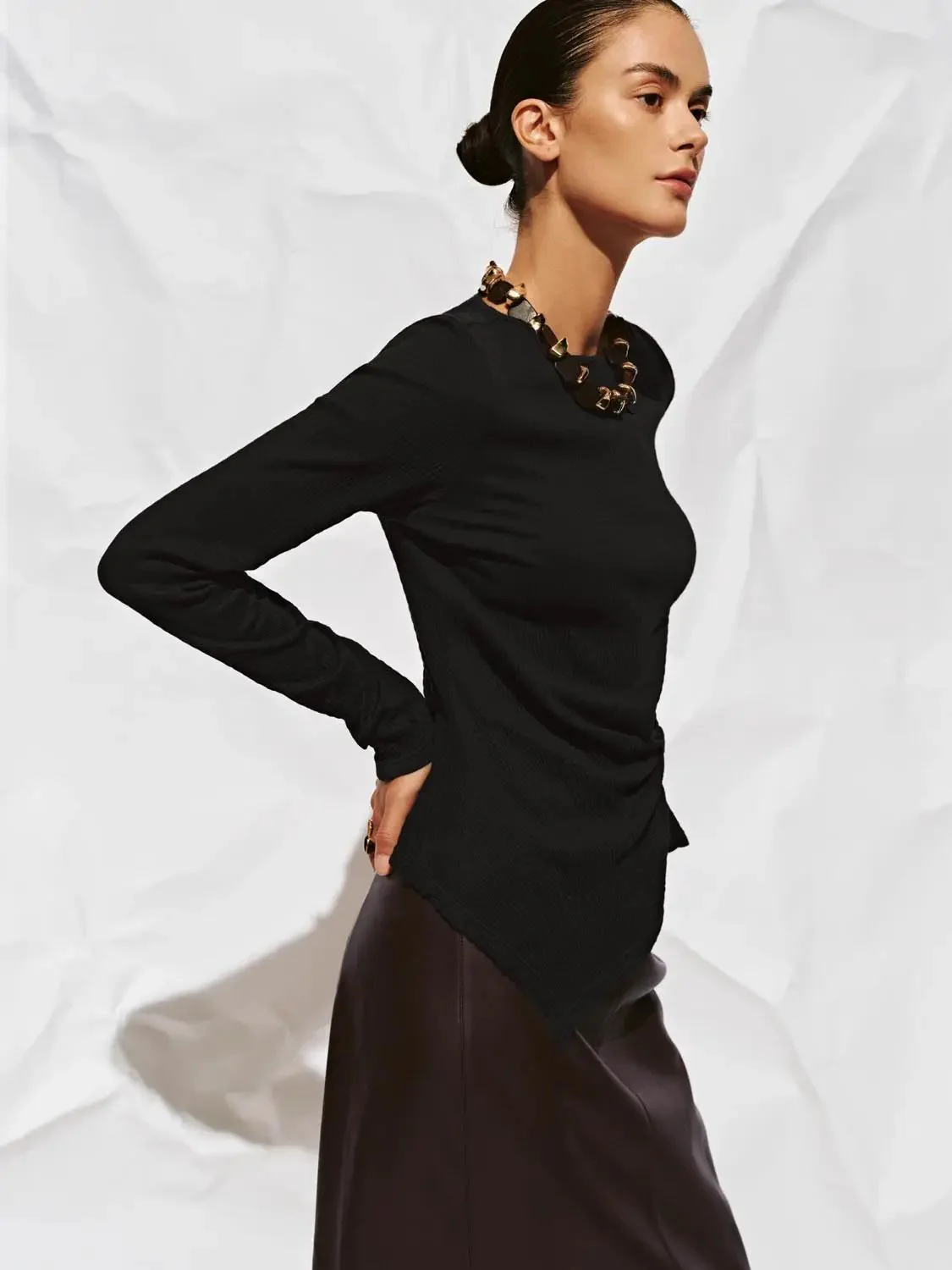 9985-elegant-front-knot-long-sleeve-knit-t-shirt-18.webp Elegant Front Knot Long Sleeve Knit T-Shirt