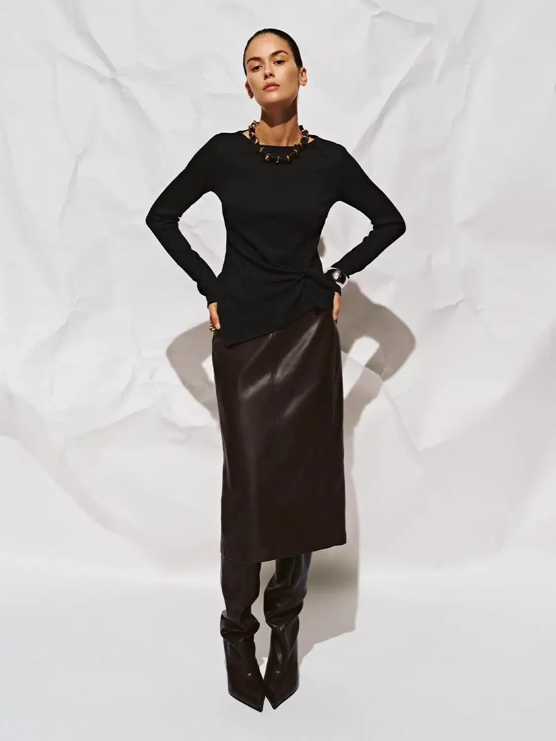 9985-elegant-front-knot-long-sleeve-knit-t-shirt-21.webp Elegant Front Knot Long Sleeve Knit T-Shirt