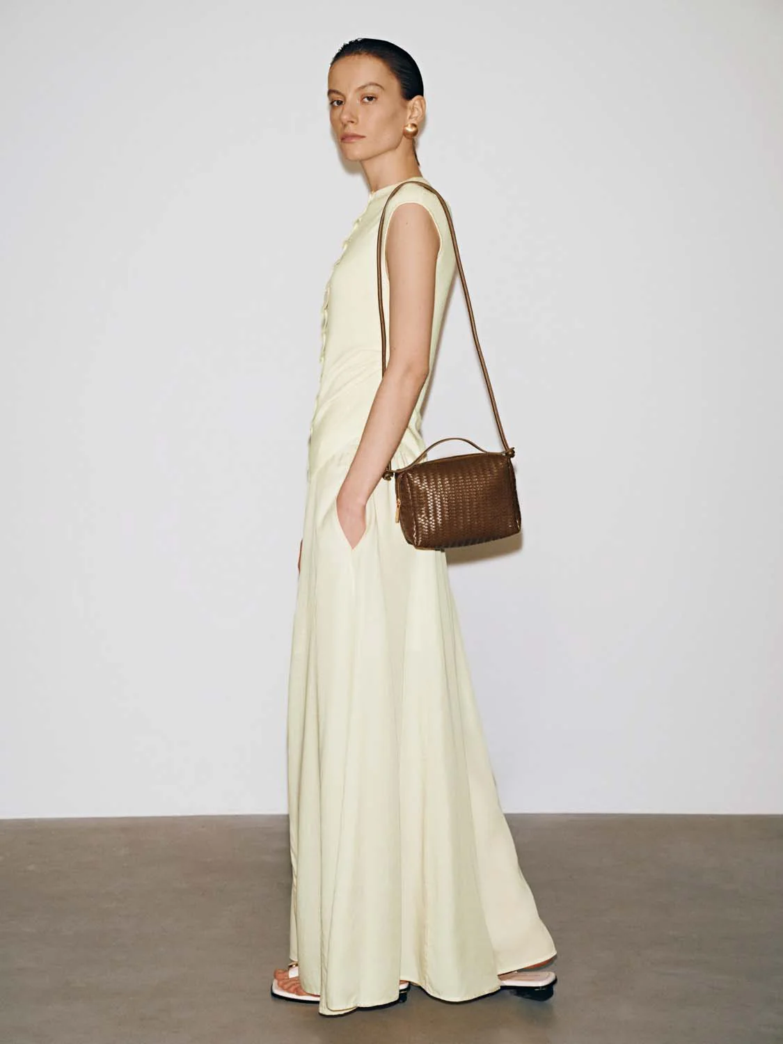 999-pull-on-midi-skirts-5.webp Pull On Midi Skirts
