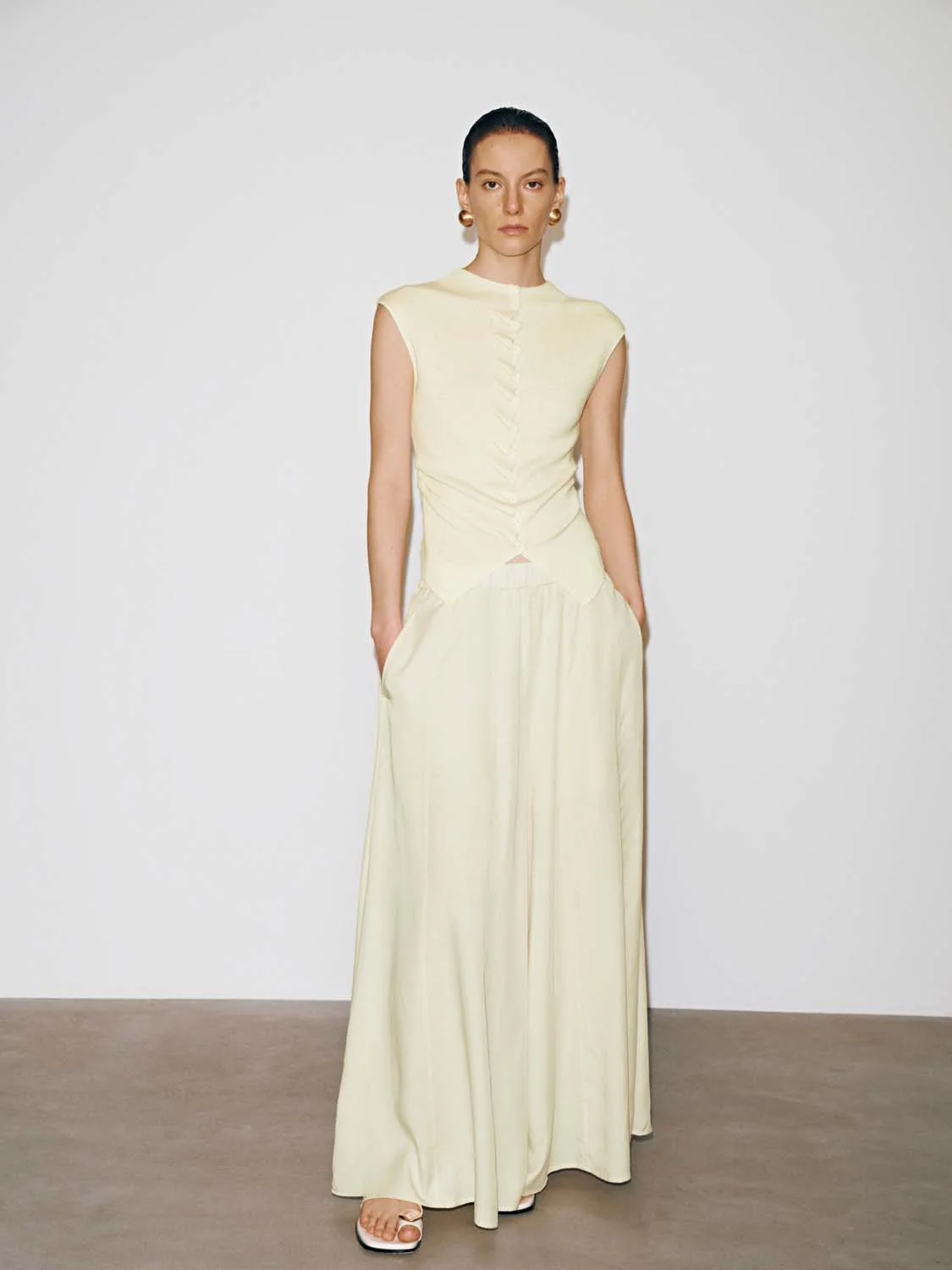 999-pull-on-midi-skirts-6.webp Pull On Midi Skirts