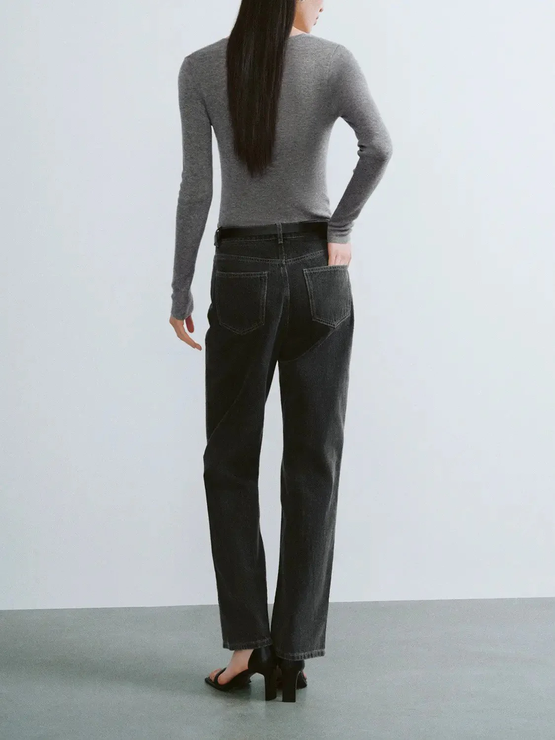 V-Neck Knitted Skinny T-Shirt